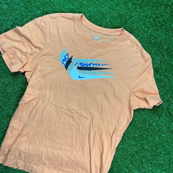 Nike The Nike Tee M Orange Blue Swoosh Dots Graphic Shirt Men's - Picture 1 of 6